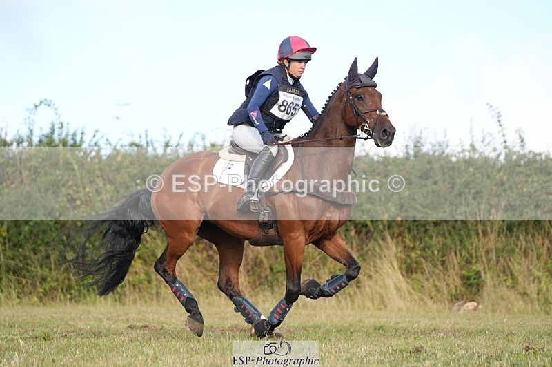 250831-174244-13979 - R-865-Kate.Honey