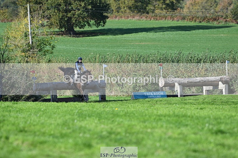 251024A-124917-11716 - B-142-Harry.Hodge