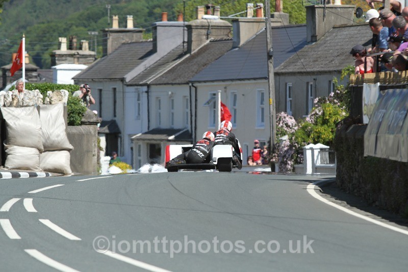 IMG_2747 - Sidecar Race 2 - TT 2013