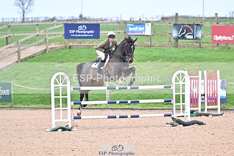 260211-135641-00636 - Cls 5 Foxhunter and 1.20m