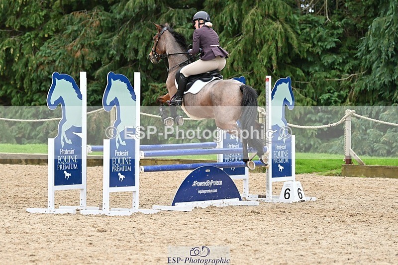 230930-155845-01259 - Cls 8 90cm Club