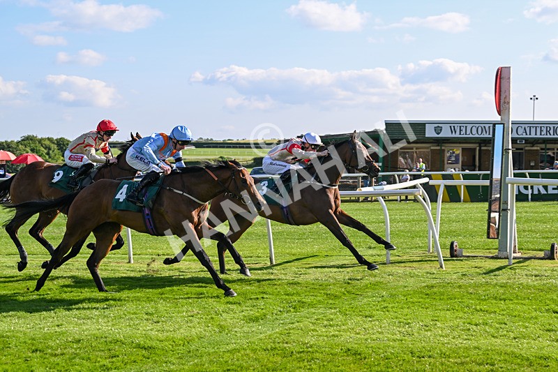 100625-Race 2-Right And Exact-6616 - Race 2