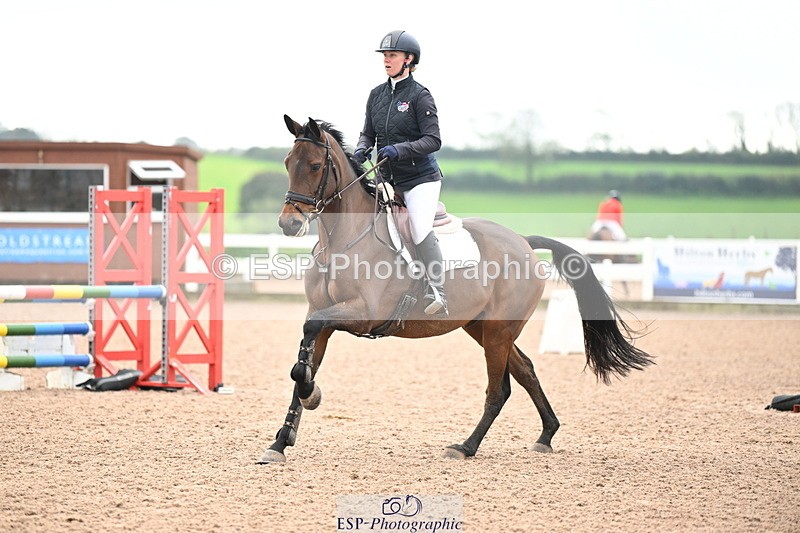 241023A-114506-00617 - Cls 1 British Novice and 90cm Open