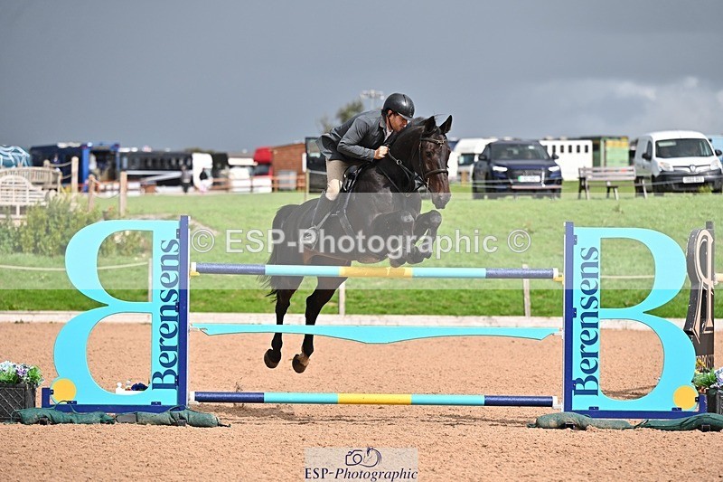 250912-121015-04200 - Cls 18 National 1.30m Open