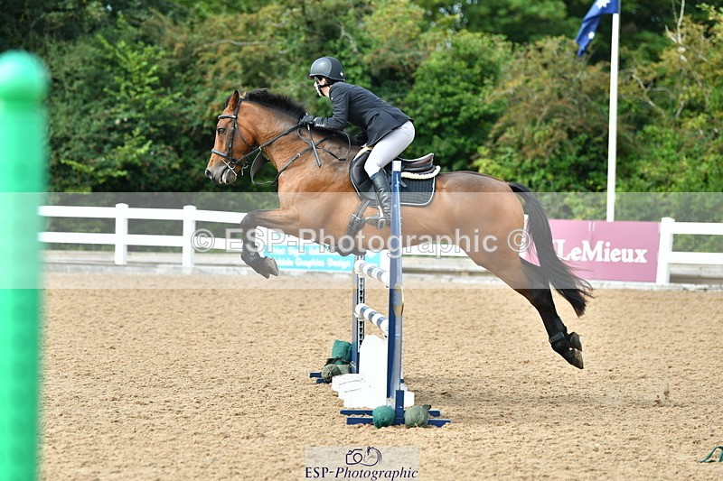 230813A-110418-11631 - Cls 40 A&B Senior Discovery & 1m Open