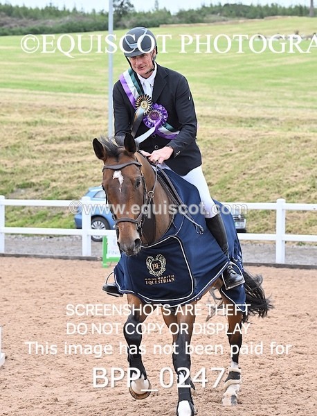 BPP_0247 - CLASS 25 SUN HOYS Redpost Equestrian Senior Foxhunter Second Round
