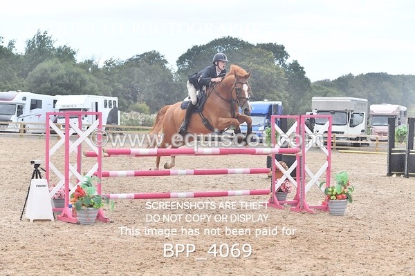 BPP_4069 - CLASS 8 Senior Newcomers/ 1.10m Open