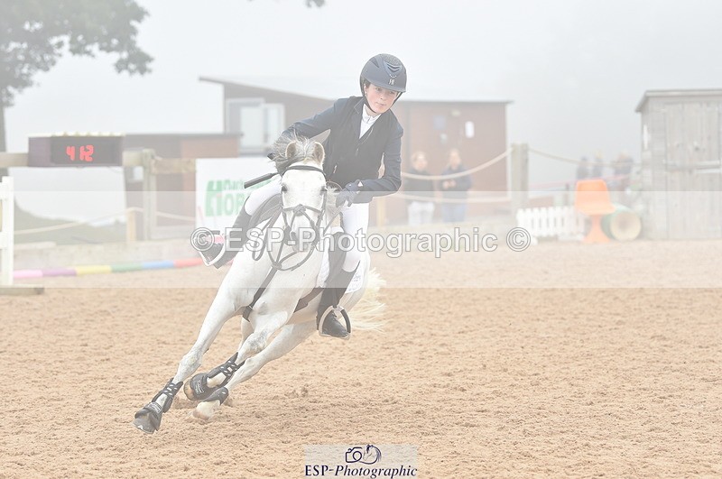 230902A-104146-00433 - Cls 2A Pony Small 70cm