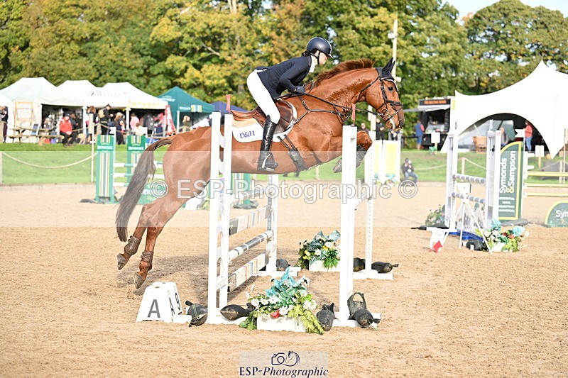 251024A-102706-06446 - B-139-Kirsty.Short