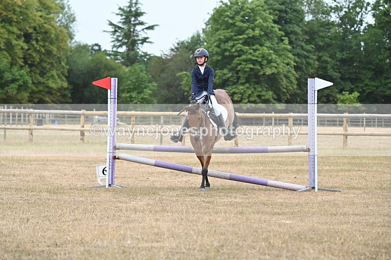 WJ6_0500 - Class 14 Intermediate Jumping 75cm