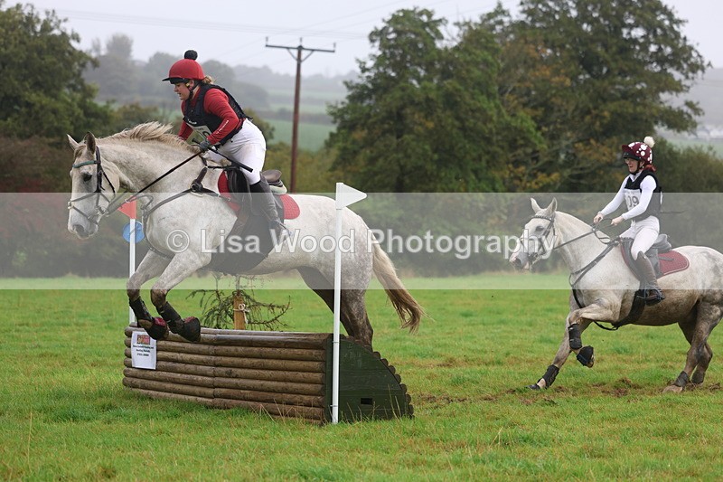 3E7A1559 - Class 3: 70cm Pairs: Half Roll Top