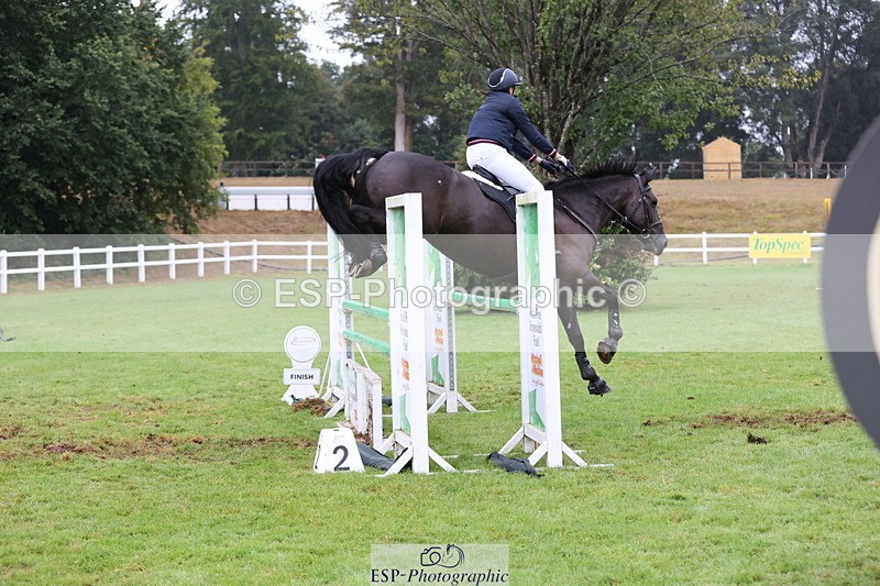 250830A-151428-07251 - Cls 16 Snr Newcomers and 1.10m Open