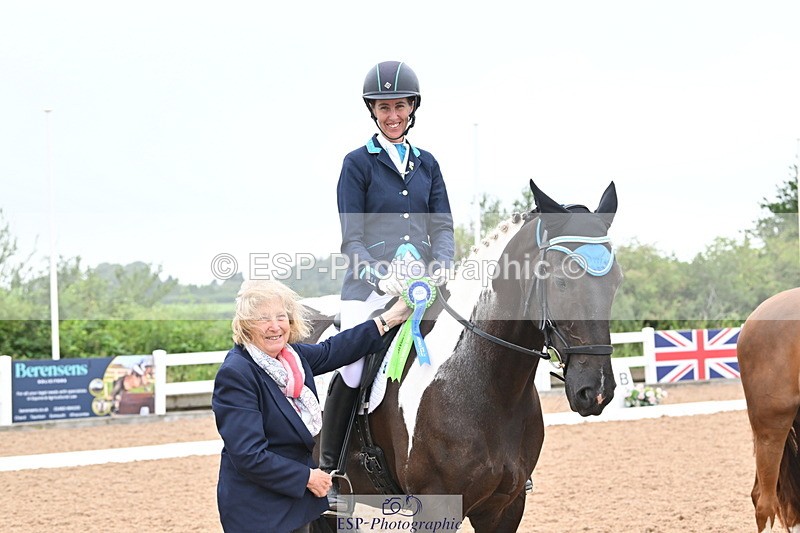 240815A-131206-01209 - Cls 8-P Freestyle Medium Silver