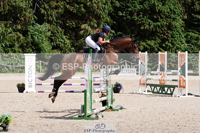 250615A-154814-11884 - Class 49 1m 05 Amateur Qualifier Snr 1m 05