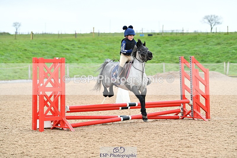240309A-094406-00213 - Cls 14 Clear Round 50cm