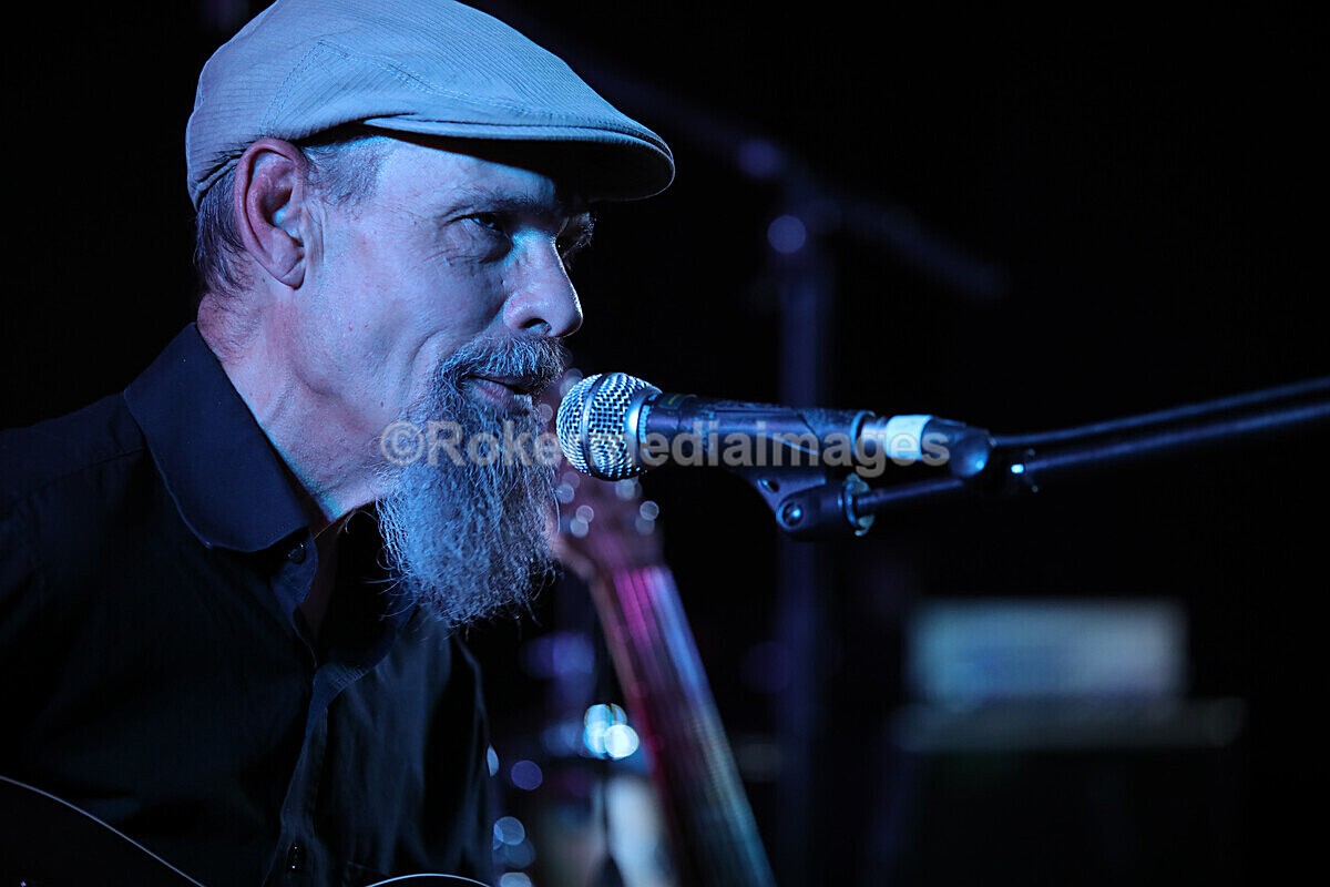 FOLK N BLUES-564 - FOLK and BLUES SEPT 2022