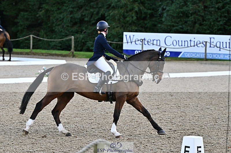 241023-151854-00514 - 109-Amber.Williams-THE.EMERALD.LILY