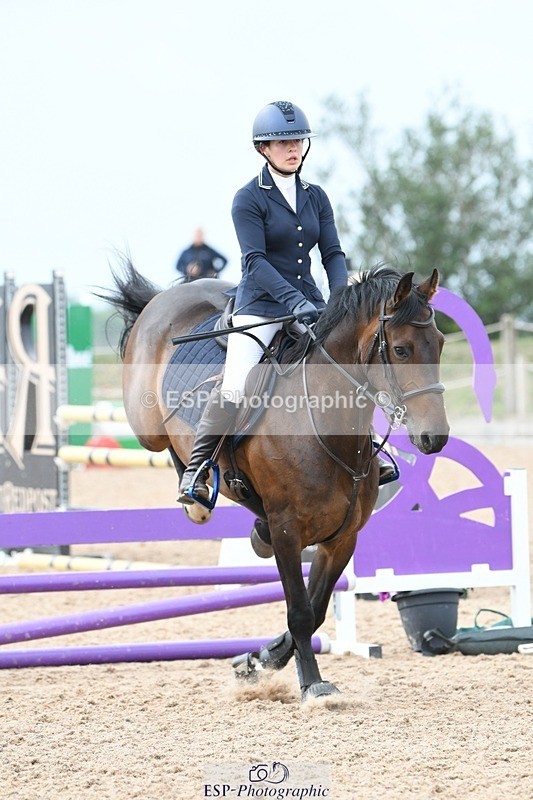 250807-114348-00760 - 1m Round 1