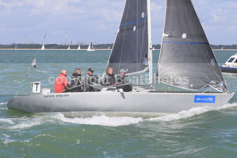 170731 MAGNUM EVOLUTION 1Y3A8656_Ed - COWES WEEK 31st JULY 2017
