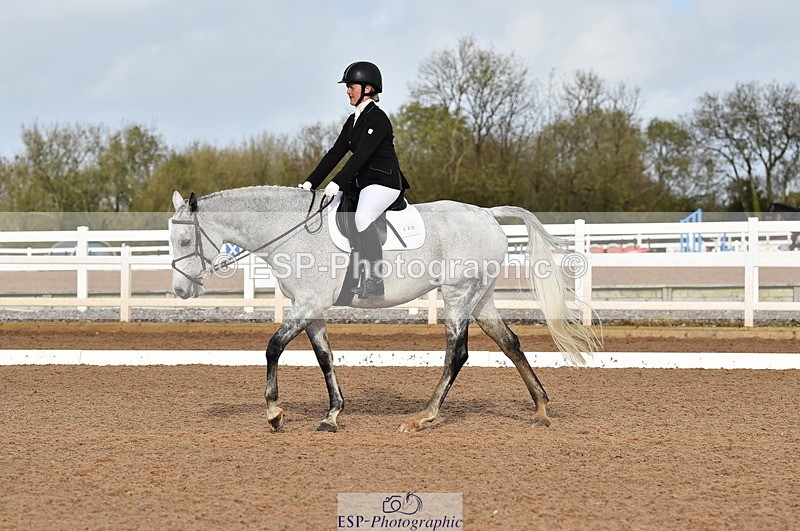 231104A-115536-01631 - Cls 5 Novice 37A