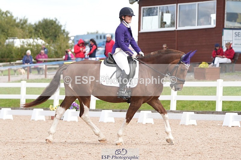 250906-132029-03595 - 017-Natalie.RosewarnePenpont.Fancy.That