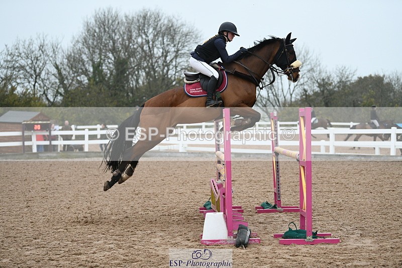 241103A-102157-07440 - SUN Cls 21 Snr Newcomers and 1.10m Open