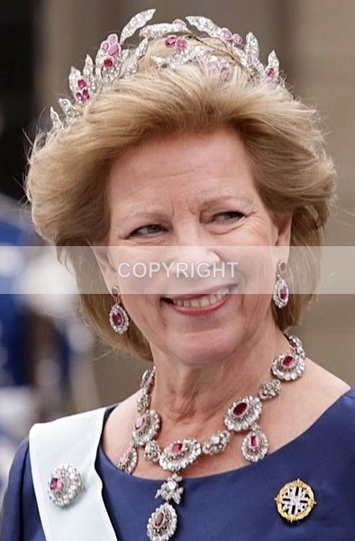 G-37 Queen Anne-Marie of Greece - Greek Royals