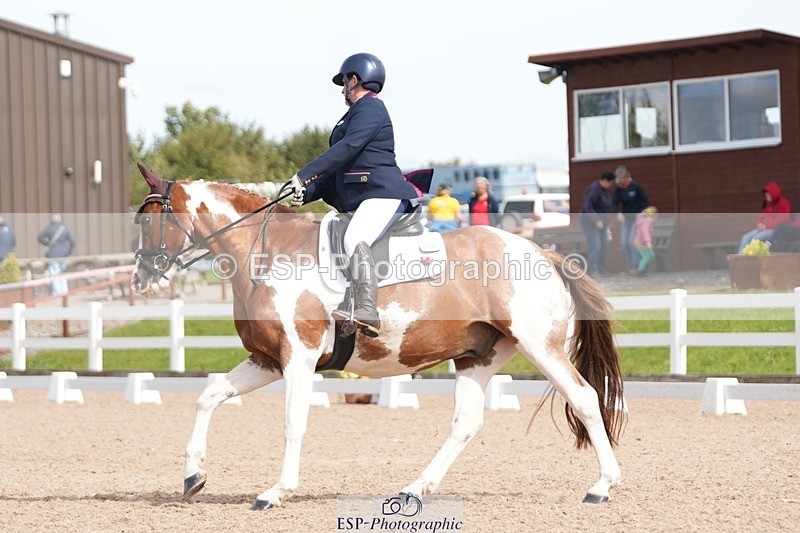 250906-131424-03556 - 016-Sarah.canningJohnny.Knoxville