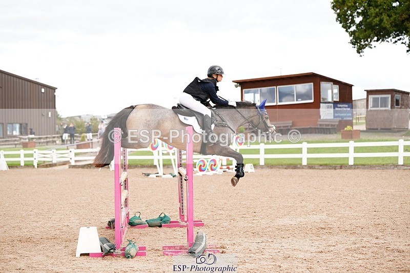 250921-143354-04067 - Cls 27+28 Club and Schools 1m