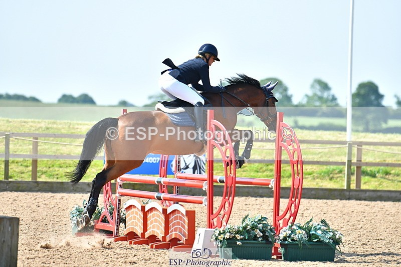 230609A-101413-00050 - Cls 1 Snr 1.05m & 1.10m Open