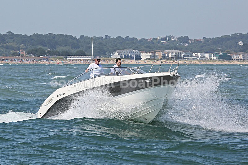 160719 CRUZIN - QUICKSILVER Y92A6956 - Motorboats - Open