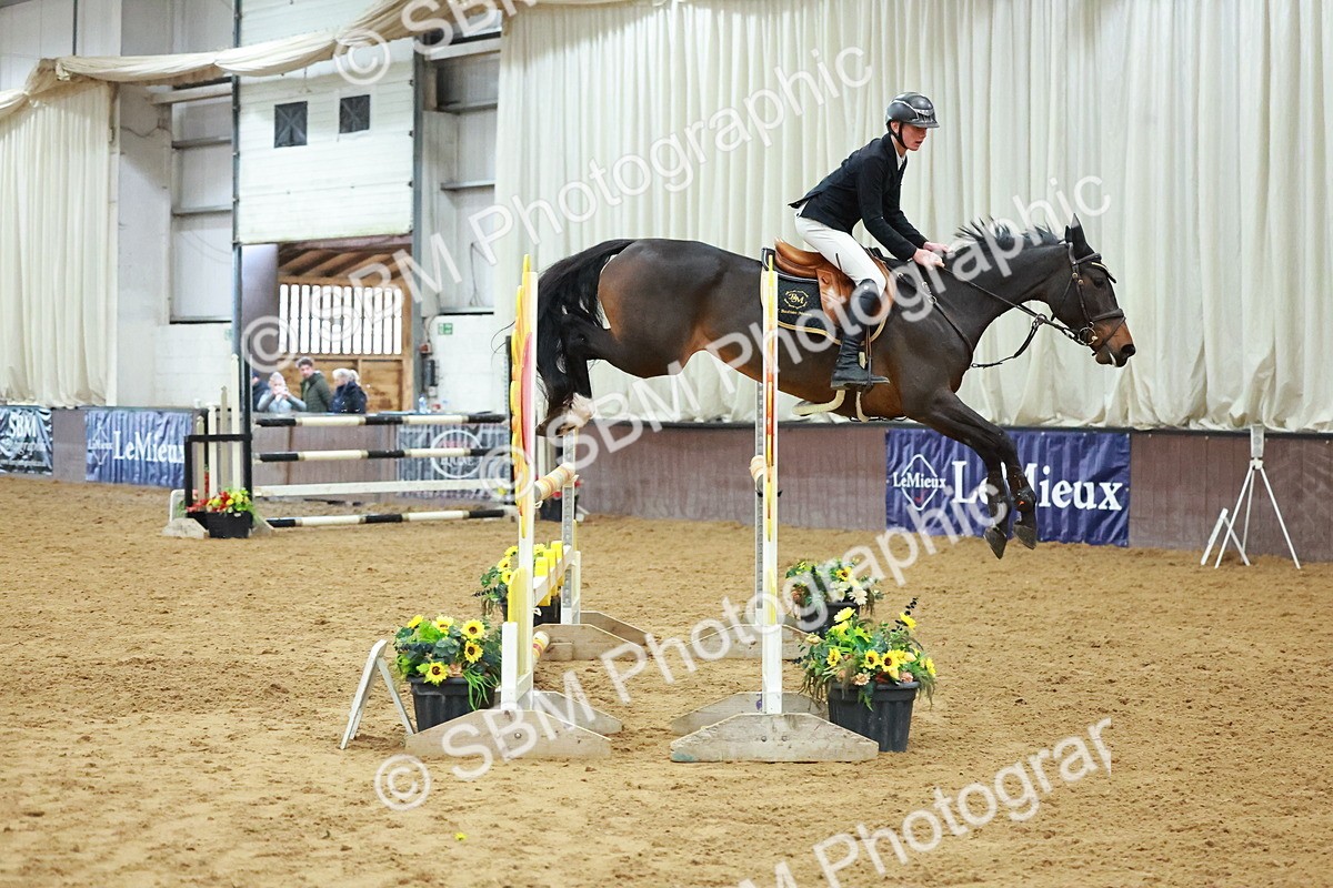 SBM_007386 - Class 19 - Senior Newcomers 1.10m