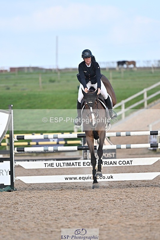 250326-144511-01235 - Cls 6 Foxhunter and 1.20m