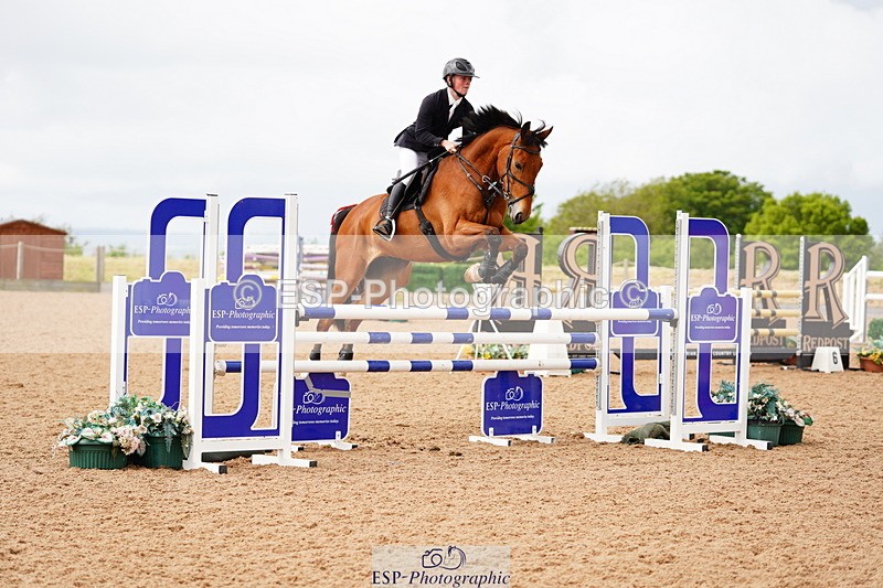 240526A-113144-07817 - Cls 26 Chard Equ 1.05m and 1.10m Grand Prix