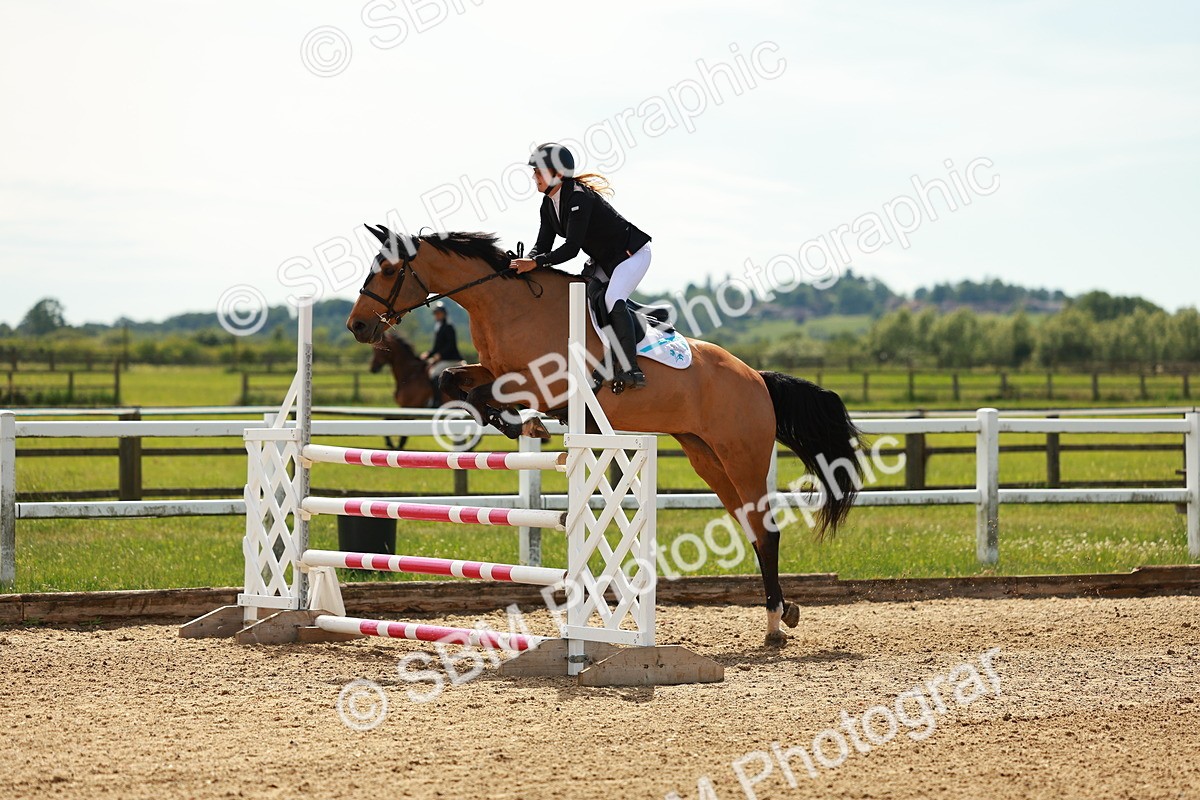 SBM_002464 - Class 4 - Senior Newcomers - 1.10m