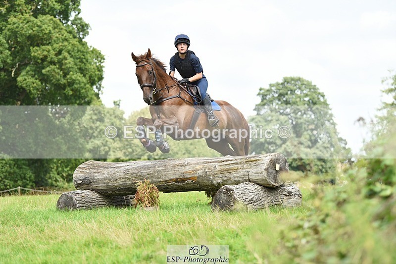 230817-134324-02065 - Kay's 1st Group - XC