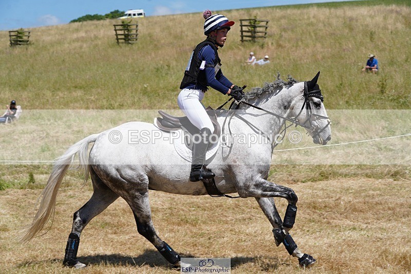 240629X-134920-3027 - 177-Coco_Smythe-MACHAS_GREY