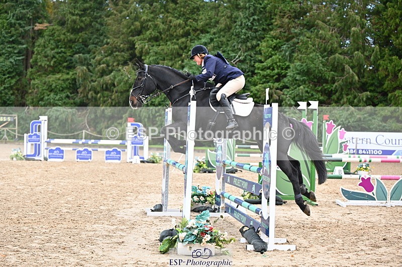 251026A-104122-23694 - D-343-Georgina.Owen