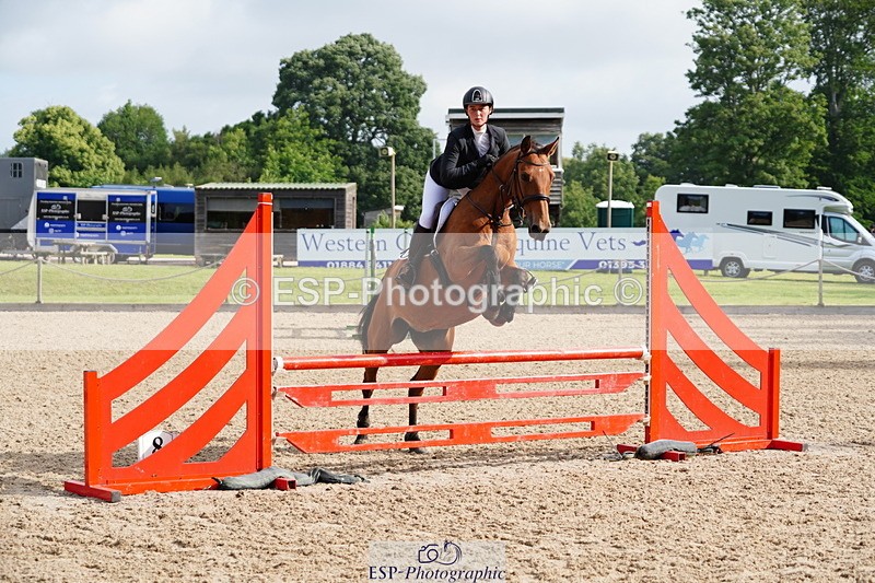 250613A-084232-00992 - Cls 8 85cm Schooling Round
