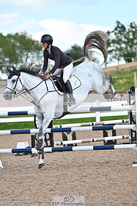 240619A-160813-01148 - Cls 5 Snr Foxhunter and 1.20m Open