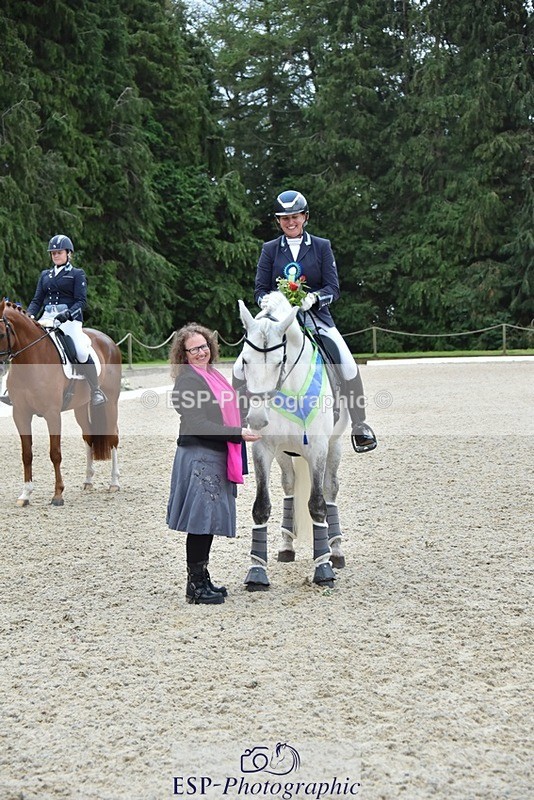 230813-181924-08796 - Medium Silver Presentations