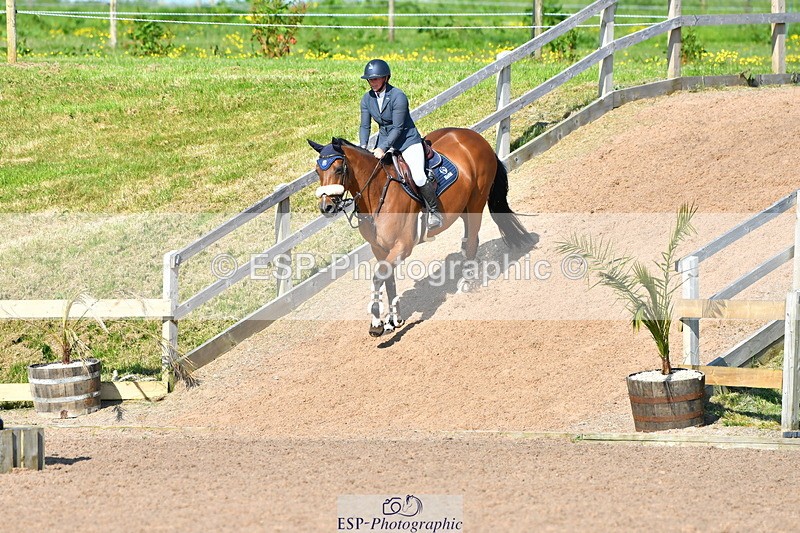 230527A-170944-05506 - Cls 20 Chard 1.10m Speed Derby