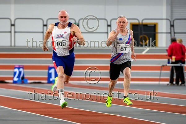 MastRelay26-929011 - Masters Set One