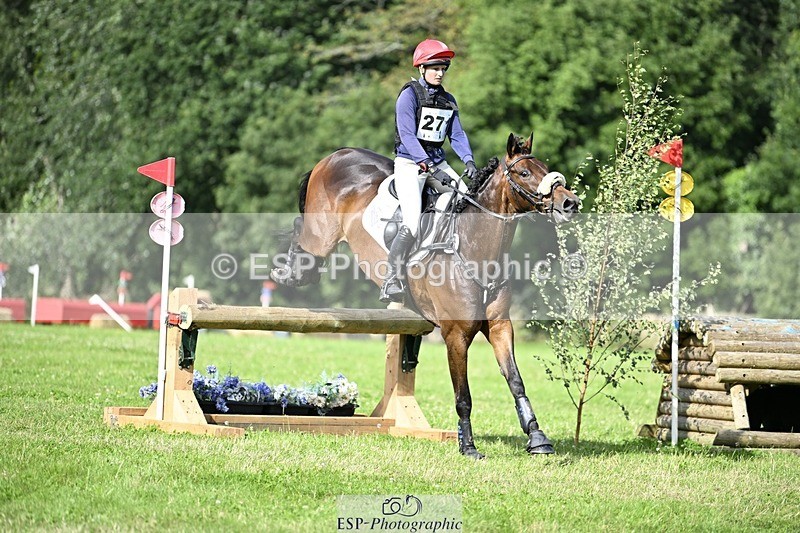 240803-164141-10037 - 271-Rosie_Bradley-Hole-OUT_OF_THE_BLUE_XIV