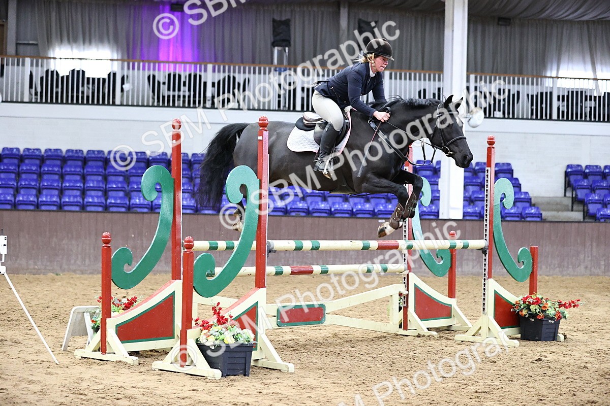 SBM_001833 - Class 4 - Senior Newcomers - 1.10m Open