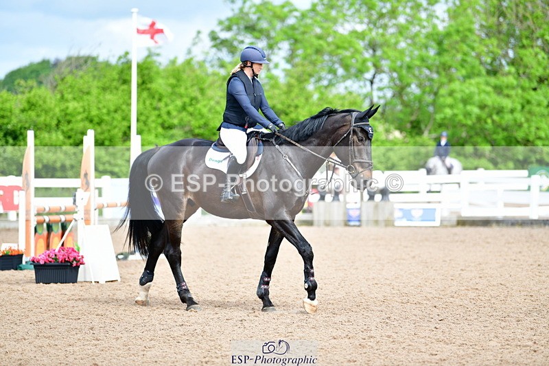 240526A-093840-07131 - Cls 32 British Novice and 90cm Open