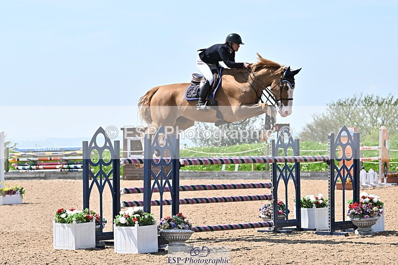 240509A-130806-01970 - Cls 10 National 1.30m Open