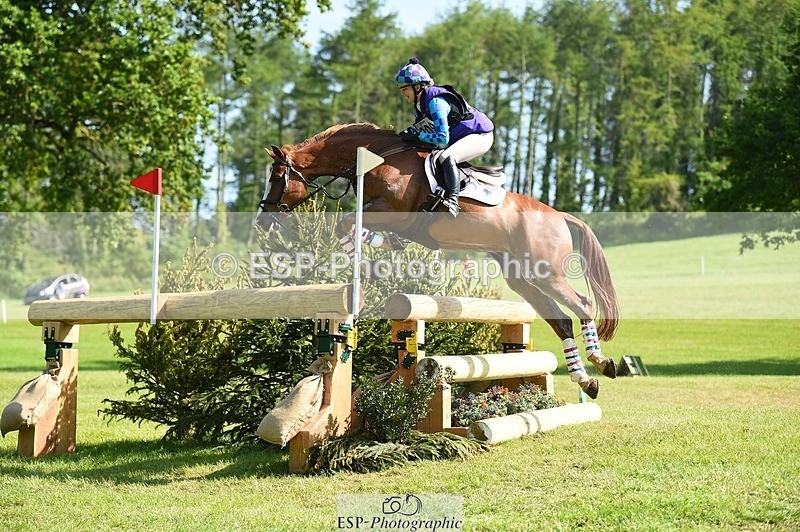 230527-100044-08473 - 208-NICO-Holly_Clarke-XC