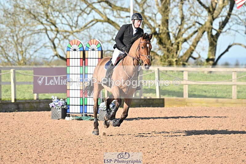 240418A-083820-01594 - Cls 21 1 Star Gold Tour 1.30m