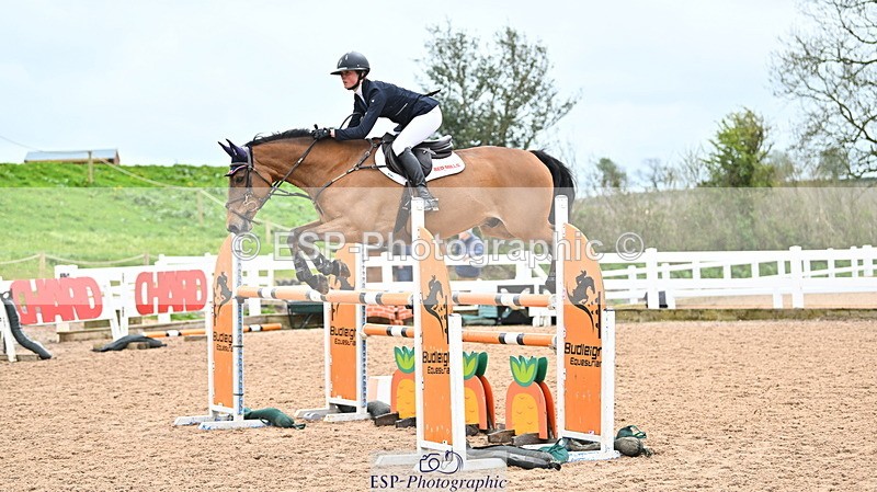240501A-135344-00884 - Cls 8 Snr Foxhunter and 1.20m Open